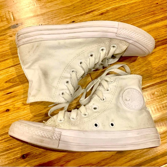 Converse Shoes - Chuck Taylor high tops ALL WHITE